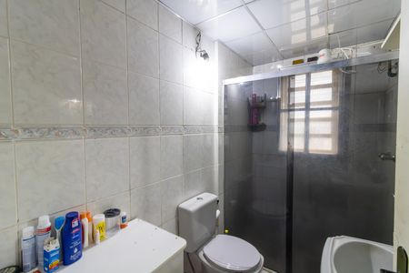 Banheiro de apartamento para alugar com 3 quartos, 80m² em Centro Histórico, Porto Alegre
