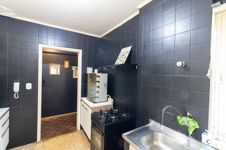 Cozinha de apartamento à venda com 3 quartos, 80m² em Centro Histórico, Porto Alegre