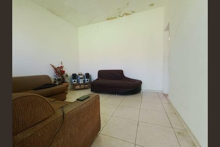 Casa à venda com 3 quartos, 360m² em Alvorada, Contagem