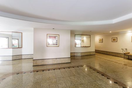 Apartamento para alugar com 97m², 3 quartos e 2 vagas Apartamento para alugar com 97m², 3 quartos e 2 vagasHall social