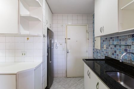 Apartamento para alugar com 97m², 3 quartos e 2 vagas Apartamento para alugar com 97m², 3 quartos e 2 vagasCozinha