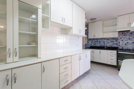 Apartamento para alugar com 97m², 3 quartos e 2 vagas Apartamento para alugar com 97m², 3 quartos e 2 vagasCozinha