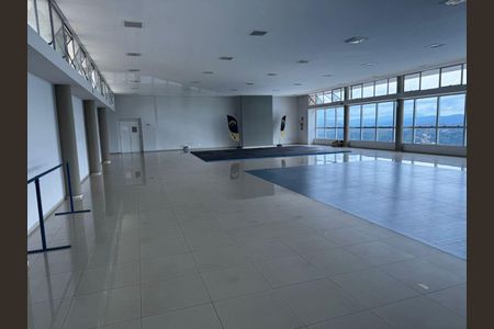 Casa de condomínio à venda com 320m², 3 quartos e 5 vagas