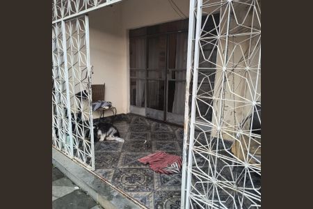 Casa à venda com 144m², 3 quartos e 4 vagas
