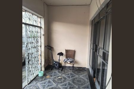 Casa à venda com 3 quartos, 144m² em Pedra Azul, Contagem