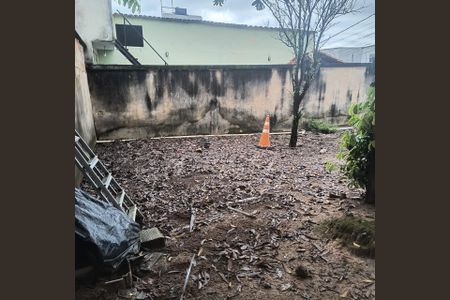 Casa à venda com 3 quartos, 144m² em Pedra Azul, Contagem