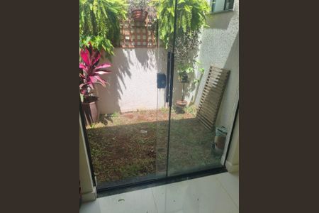 Casa à venda com 3 quartos, 90m² em Tropical, Contagem