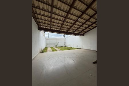 Casa à venda com 90m², 3 quartos e 2 vagas