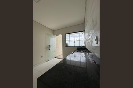 Casa à venda com 3 quartos, 90m² em Tropical, Contagem