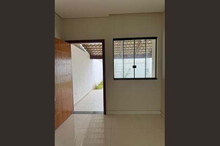 Casa à venda com 90m², 3 quartos e 2 vagas