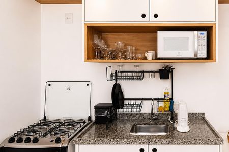 Cozinha de apartamento para alugar com 2 quartos, 35m² em Bela Vista, São Paulo