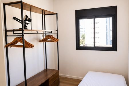 Dormitório 1 de apartamento para alugar com 2 quartos, 35m² em Bela Vista, São Paulo