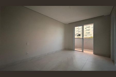 Apartamento à venda com 3 quartos, 83m² em Cabral, Contagem