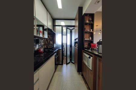 Apartamento à venda com 65m², 3 quartos e 1 vaga Apartamento à venda com 65m², 3 quartos e 1 vagaCozinha - Armários