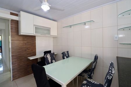 Casa de condomínio para alugar com 60m², 2 quartos e 1 vaga Casa de condomínio para alugar com 60m², 2 quartos e 1 vagaCozinha