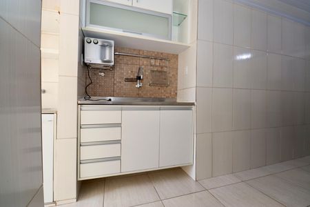 Casa de condomínio para alugar com 60m², 2 quartos e 1 vaga Casa de condomínio para alugar com 60m², 2 quartos e 1 vagaCozinha
