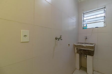 Casa para alugar com 1 quarto, 28m² em Jardim Oriental, São Paulo