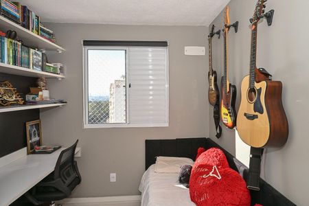 Quarto 1 de apartamento para alugar com 2 quartos, 45m² em Vila Suzana, São Paulo