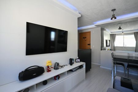 Sala de apartamento para alugar com 2 quartos, 45m² em Vila Suzana, São Paulo