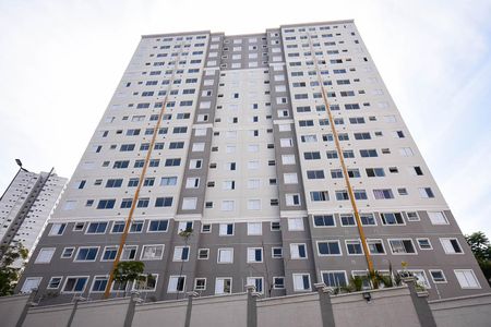 Fachada de apartamento para alugar com 2 quartos, 45m² em Vila Suzana, São Paulo