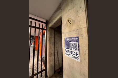 Apartamento à venda com 85m², 3 quartos e sem vaga Apartamento à venda com 85m², 3 quartos e sem vagaPlaca