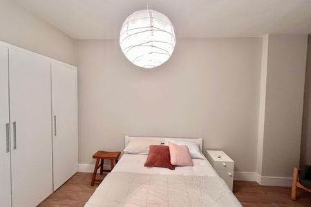 Apartamento à venda com 85m², 3 quartos e sem vaga Apartamento à venda com 85m², 3 quartos e sem vagaSuite