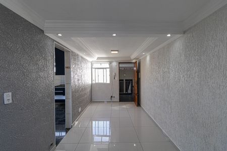 Sala de apartamento para alugar com 2 quartos, 56m² em Itaquera, São Paulo