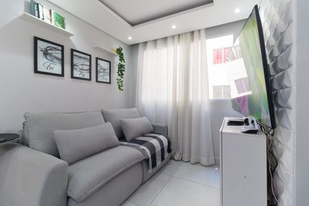Sala de apartamento à venda com 2 quartos, 40m² em Vila Cristalia, São Paulo