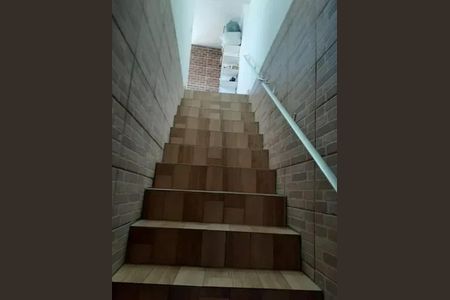 Casa à venda com 3 quartos, 340m² em Vila Cruz das Almas, São Paulo
