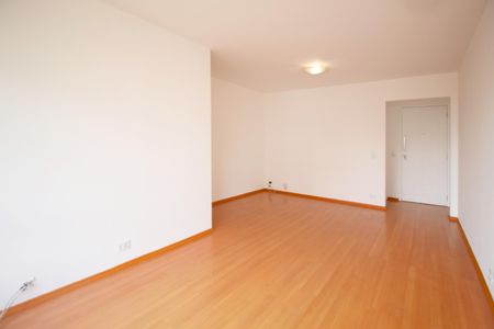 Apartamento para alugar com 83m², 3 quartos e 1 vaga