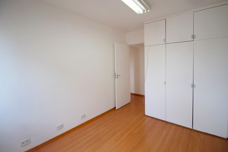 Apartamento para alugar com 83m², 3 quartos e 1 vaga