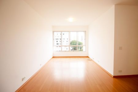 Apartamento para alugar com 83m², 3 quartos e 1 vaga