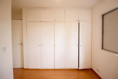 Apartamento para alugar com 83m², 3 quartos e 1 vaga