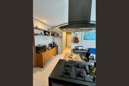 Apartamento à venda com 2 quartos, 97m² em Jardim Aeroporto, São Paulo