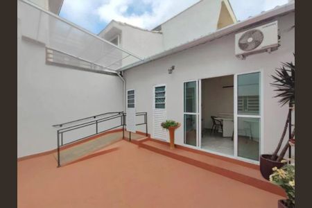 Casa à venda com 3 quartos, 114m² em Campo Belo, São Paulo