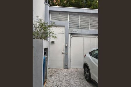 Casa à venda com 2 quartos, 125m² em Campo Belo, São Paulo