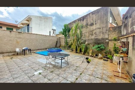 Casa à venda com 210m², 4 quartos e 6 vagas