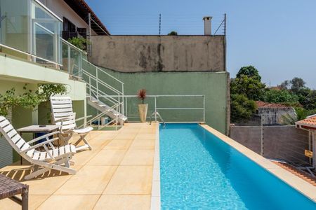 Casa à venda com 5 quartos, 430m² em Vila Brandina, Campinas