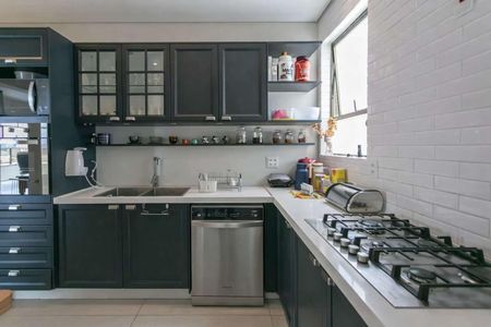 Apartamento à venda com 3 quartos, 150m² em Carmo, Belo Horizonte