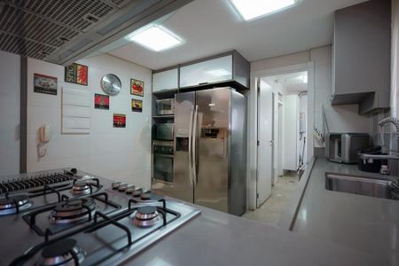 Apartamento à venda com 2 quartos, 122m² em Itaim Bibi, São Paulo