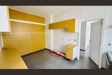 Apartamento à venda com 283m², 2 quartos e 2 vagas