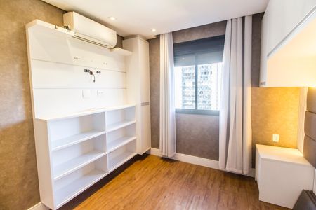 Suíte 2 de apartamento para alugar com 3 quartos, 112m² em Empresarial 18 do Forte, Barueri