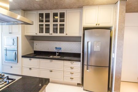Apartamento para alugar com 112m², 3 quartos e 2 vagas Apartamento para alugar com 112m², 3 quartos e 2 vagasCozinha