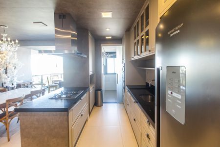 Apartamento para alugar com 112m², 3 quartos e 2 vagas Apartamento para alugar com 112m², 3 quartos e 2 vagasCozinha