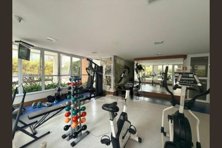 Apartamento à venda com 2 quartos, 57m² em Jardim Prudência, São Paulo