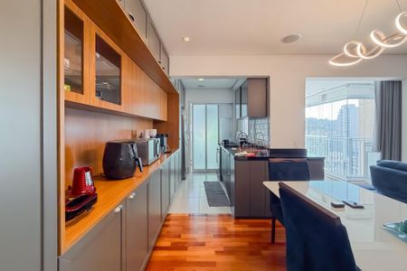 Cozinha de apartamento à venda com 2 quartos, 82m² em Bosque da Saúde, São Paulo