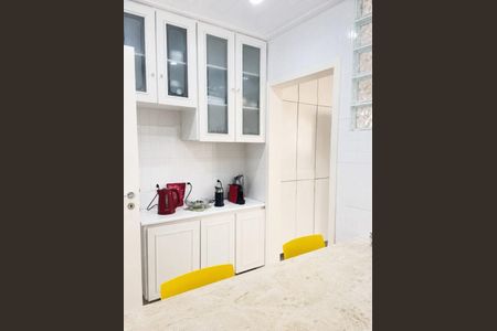 Apartamento à venda com 210m², 3 quartos e 1 vaga