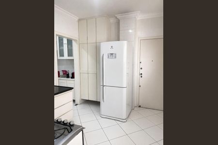 Apartamento à venda com 210m², 3 quartos e 1 vaga