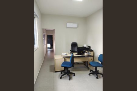 Casa à venda com 210m², 3 quartos e 2 vagas Casa à venda com 210m², 3 quartos e 2 vagasFoto 52