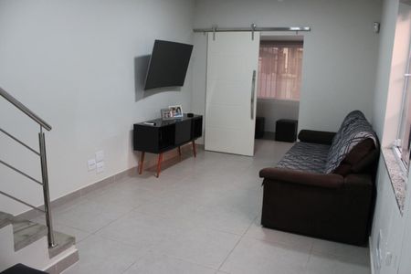 Casa à venda com 3 quartos, 210m² em Campo Belo, São Paulo
